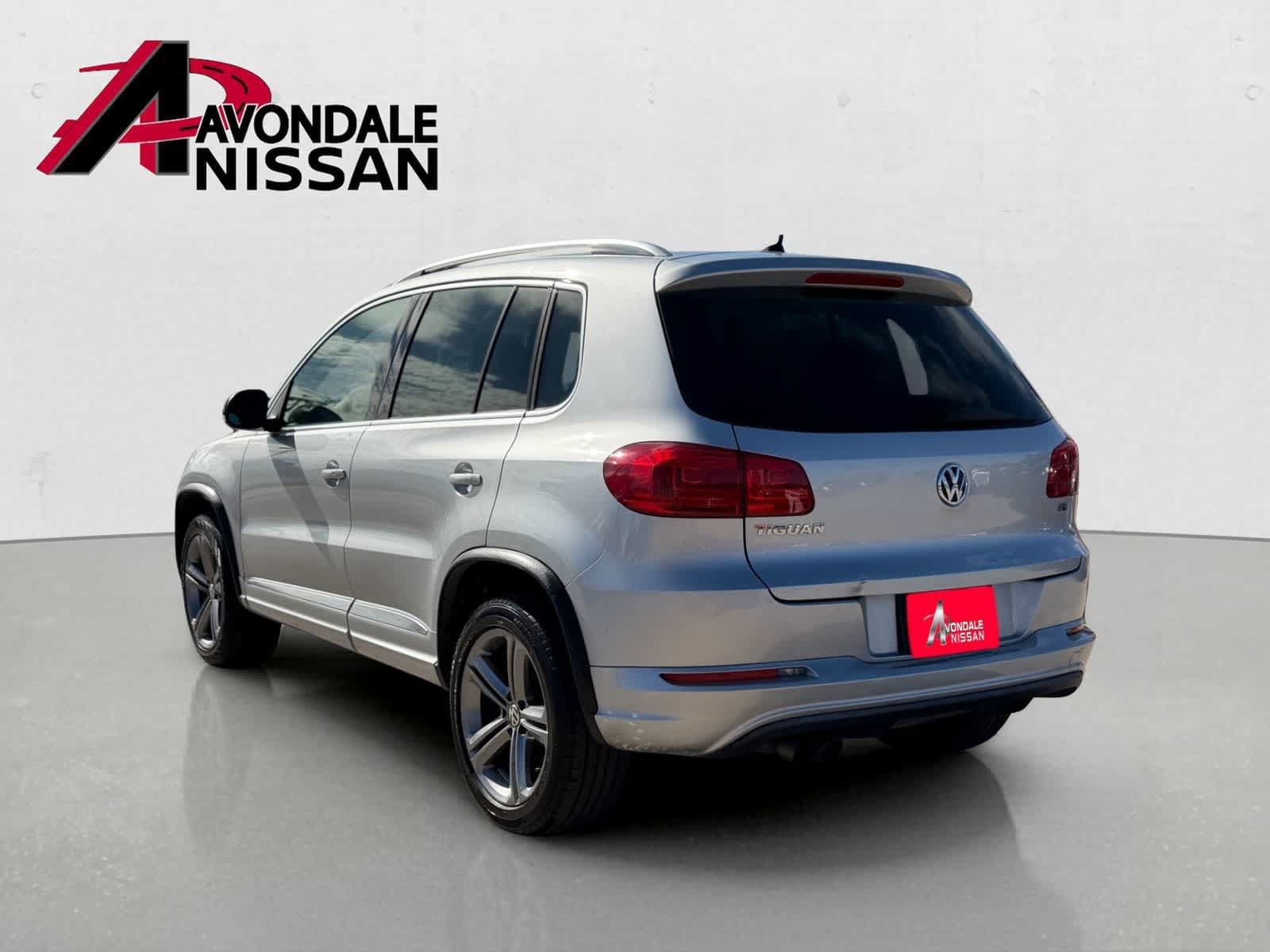 Used 2017 Volkswagen Tiguan Sport FWD image 4