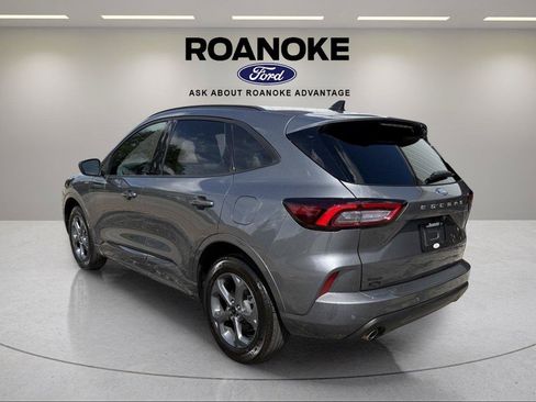 Used 2024 Ford Escape ST-Line w/ Tech Pack #1 AWD/4WD image 11