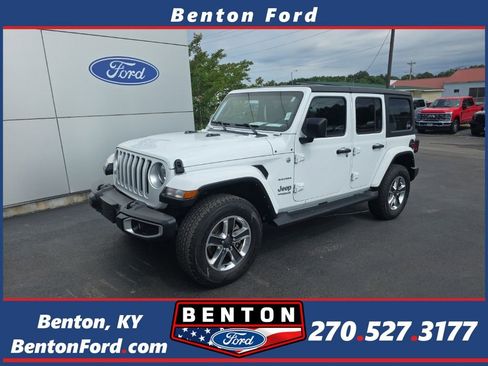 Used 2021 Jeep Wrangler Unlimited Sahara w/ Uconnect 4C Nav & Sound Group AWD/4WD image 1