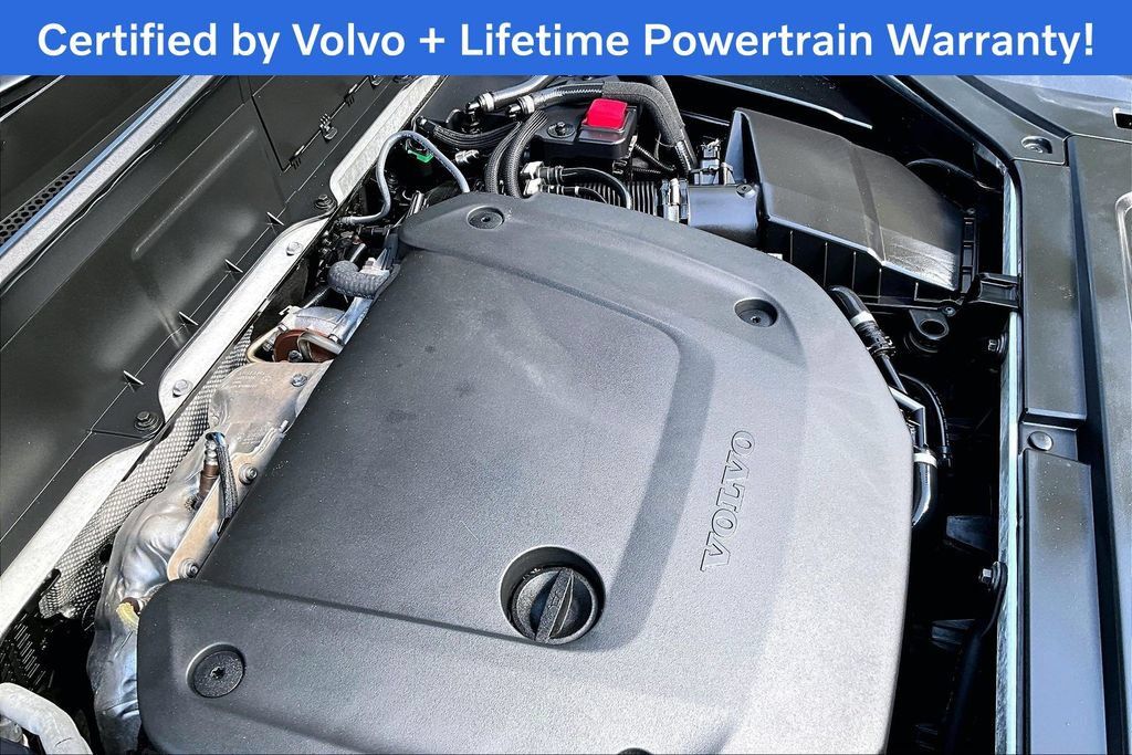 Used 2025 Volvo XC90 B6 Plus w/ Protection Package AWD/4WD image 45