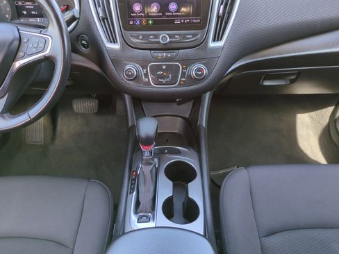 Used 2022 Chevrolet Malibu RS image 17