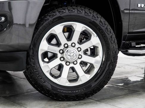 Used 2023 RAM 2500 Laramie AWD/4WD image 3