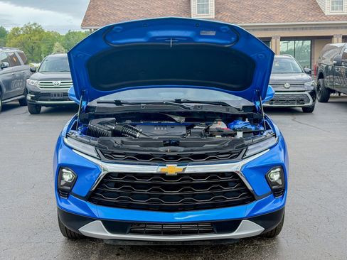 Used 2024 Chevrolet Blazer LT w/ Convenience Package FWD image 32