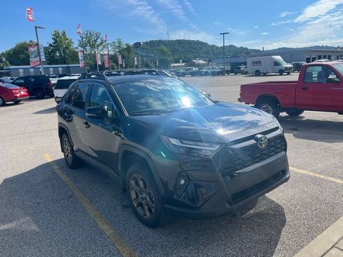 Used 2025 Toyota RAV4 Woodland Edition w/ Weather Package AWD/4WD image 38