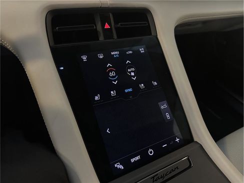 Used 2020 Porsche Taycan 4S image 19