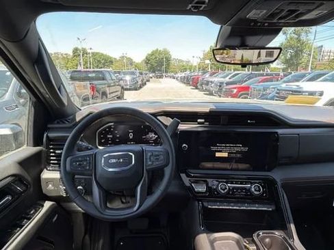 New 2026 GMC Sierra 2500 AT4 AWD/4WD image 18