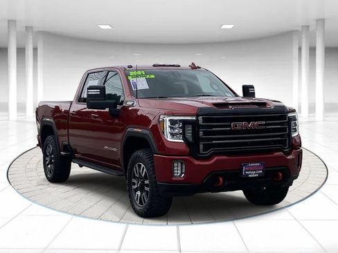 Used 2021 GMC Sierra 2500 AT4 w/ AT4 Premium Plus Package AWD/4WD image 5