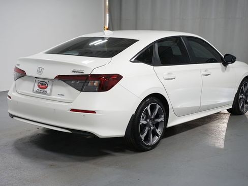 Used 2025 Honda Civic Sport image 8