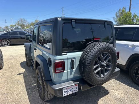Used 2024 Jeep Wrangler Sport AWD/4WD image 3
