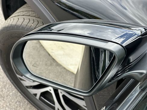 Certified 2026 Mercedes-Benz GLB 250 4MATIC image 10