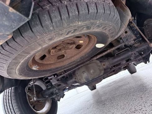 Used 2019 RAM 1500 Express AWD/4WD image 16