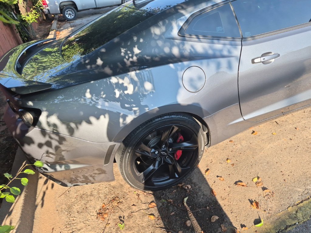 Used 2021 Chevrolet Camaro SS RWD image 6