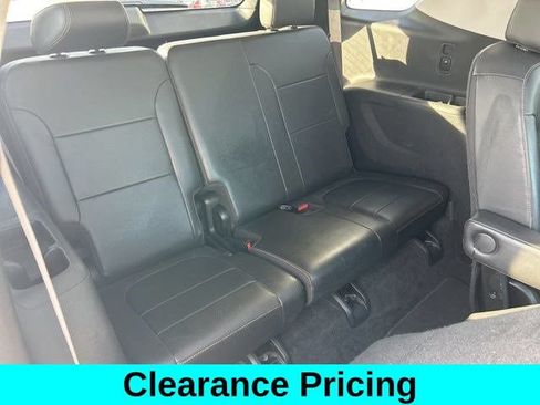 Used 2021 Chevrolet Traverse RS AWD/4WD image 49