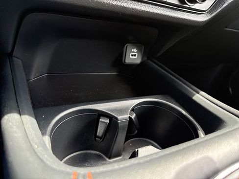 Certified 2024 Honda HR-V Sport image 30
