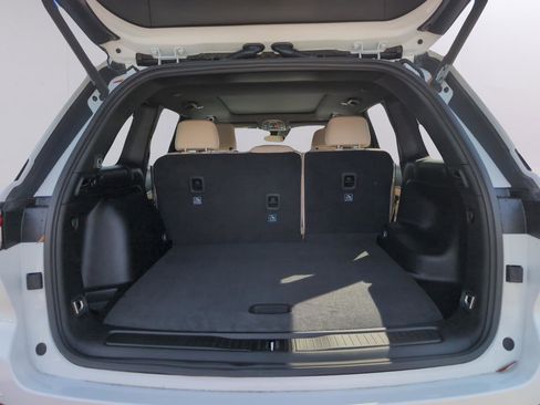 New 2025 Jeep Grand Cherokee Limited w/ Trailer Tow Package image 37