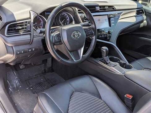 Used 2020 Toyota Camry SE w/ Carpet Mat Package FWD image 10