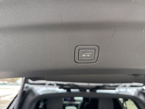 New 2026 Chevrolet Suburban High Country AWD/4WD image 54
