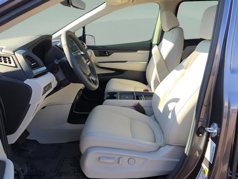 Certified 2025 Honda Odyssey EX-L image 25