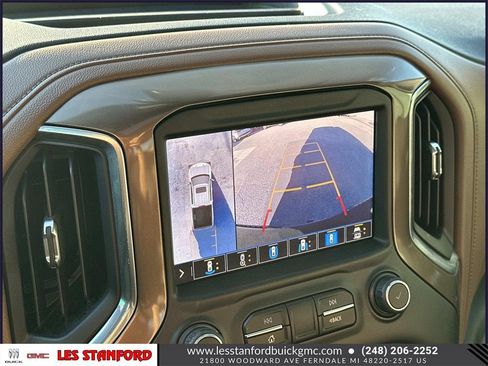 Used 2020 Chevrolet Silverado 1500 High Country w/ Technology Package image 32