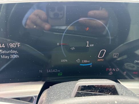 Used 2023 Cadillac Lyriq 2WD image 3