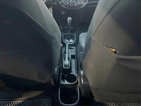 Used 2014 Toyota Yaris LE image 23