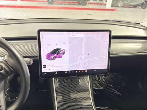 Used 2019 Tesla Model 3 Mid Range image 17