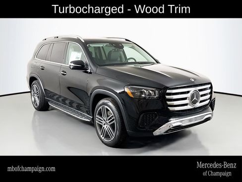 Used 2026 Mercedes-Benz GLS 450 4MATIC image 1