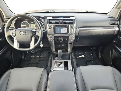 Used 2019 Toyota 4Runner 2WD image 9
