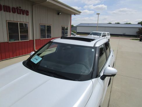 Used 2025 Mitsubishi Outlander SE AWD/4WD image 43