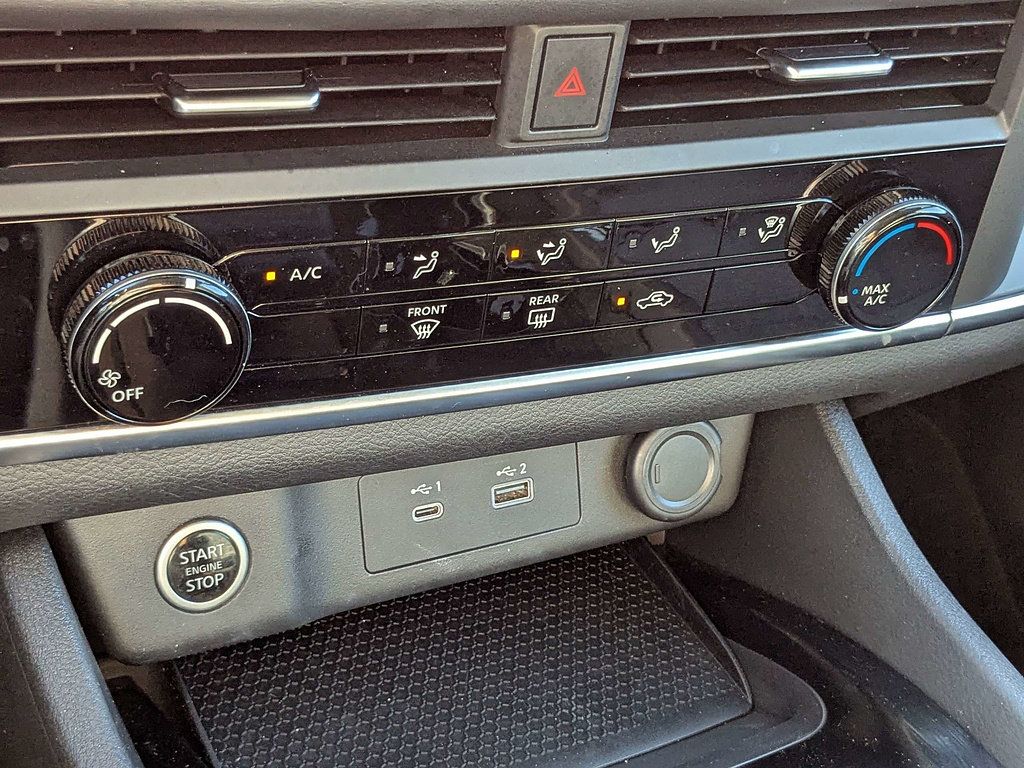 Certified 2022 Nissan Rogue S FWD image 22