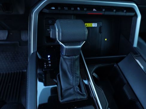 Used 2023 Toyota Tundra Platinum image 12