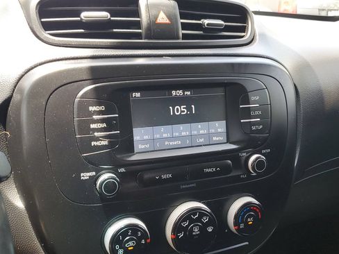 Used 2017 Kia Soul w/ Convenience Package FWD image 27
