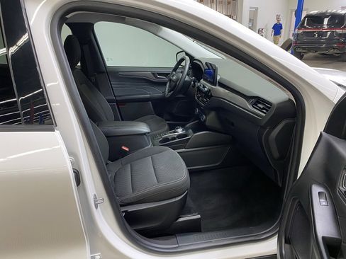 Used 2023 Ford Escape Active image 19