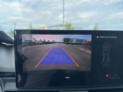 Certified 2025 Audi Q5 2.0T Premium w/ Convenience Plus Package image 7