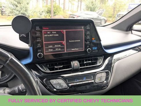 Used 2019 Toyota C-HR XLE image 24