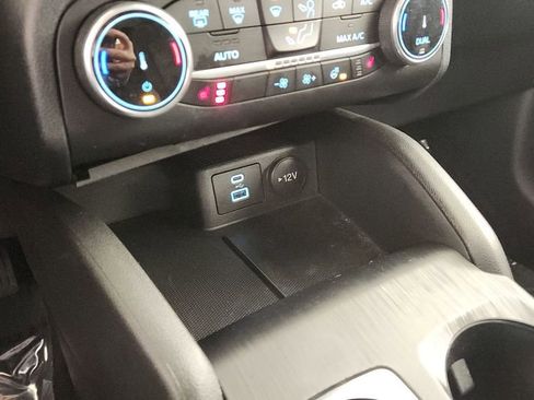Used 2023 Ford Escape Active image 16