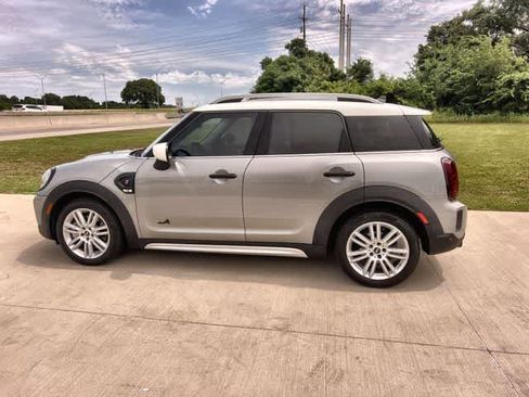 Used 2023 MINI Cooper Countryman S w/ Signature Upholstery Package AWD/4WD image 4