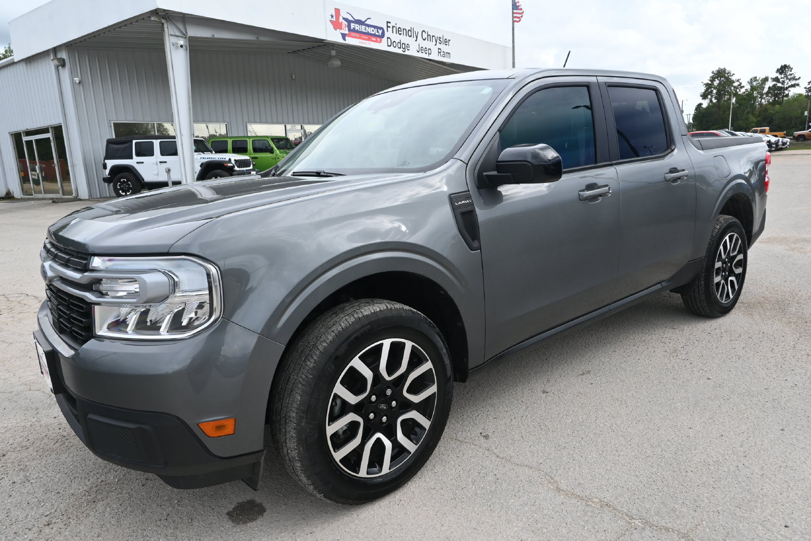 Used 2024 Ford Maverick Lariat FWD image 5
