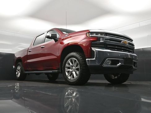 Used 2021 Chevrolet Silverado 1500 LTZ w/ LTZ Premium Package AWD/4WD image 46