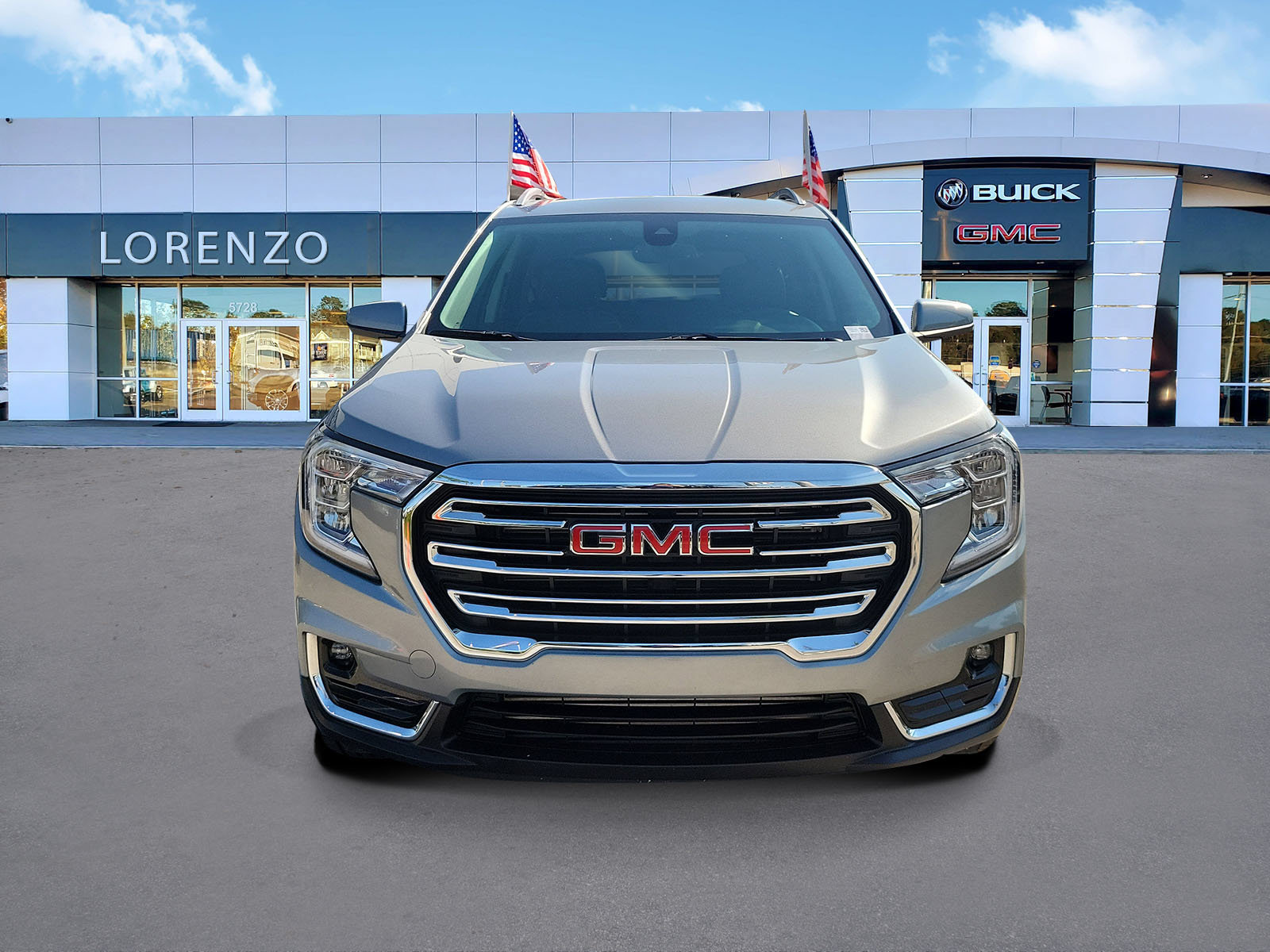 Used 2023 GMC Terrain SLT FWD image 2