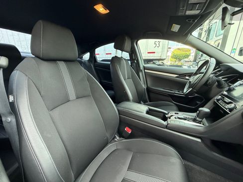 Used 2019 Honda Civic Sport image 19