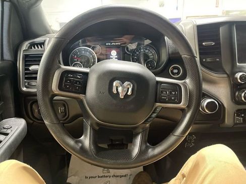 Used 2022 RAM 2500 Tradesman w/ Chrome Appearance Group AWD/4WD image 14