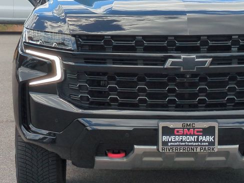 Used 2023 Chevrolet Tahoe Z71 w/ Luxury Package AWD/4WD image 45
