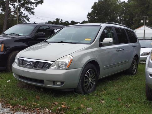 Used 2012 Kia Sedona EX image 3