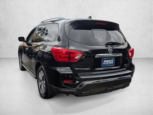Used 2020 Nissan Pathfinder SL FWD image 8