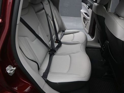 Used 2022 Jeep Compass Latitude w/ Convenience Group FWD image 15