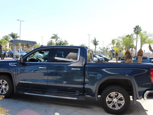 Used 2020 GMC Sierra 1500 SLT w/ SLT Convenience Package image 6