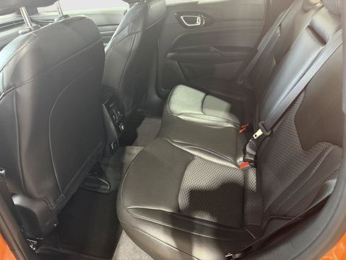 Used 2026 Jeep Compass Latitude AWD/4WD image 26