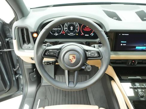 New 2026 Porsche Cayenne AWD/4WD image 13