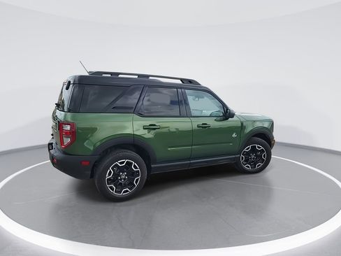 Used 2025 Ford Bronco Sport Outer Banks image 8